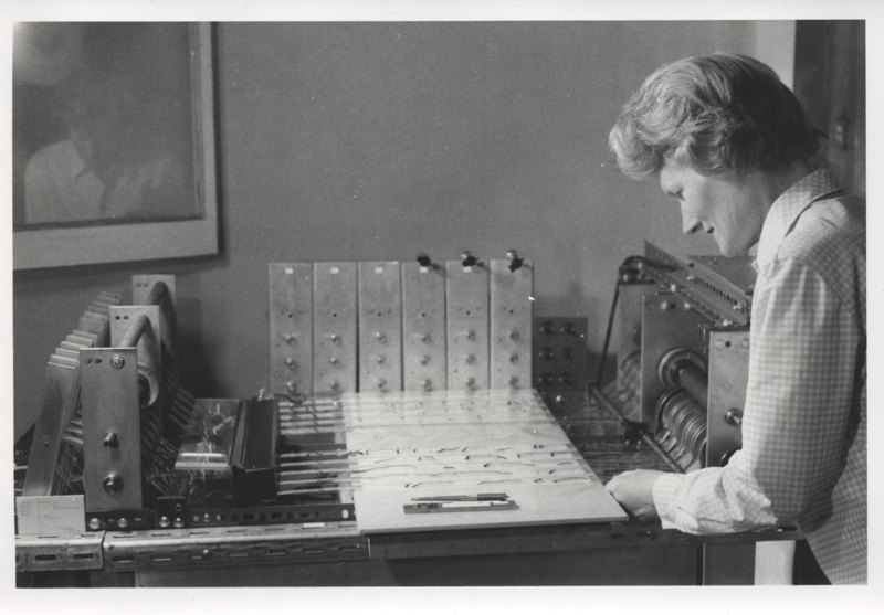 Daphne Oram with the Oramics Machines